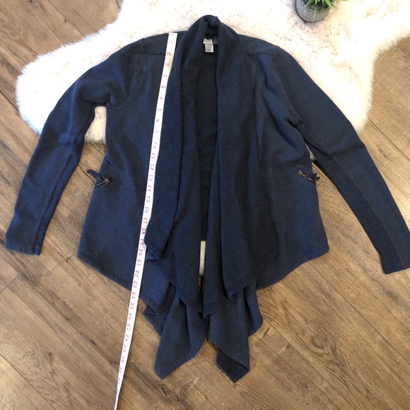 An Taylor LOFT Cardigan - Picture 3 of 8